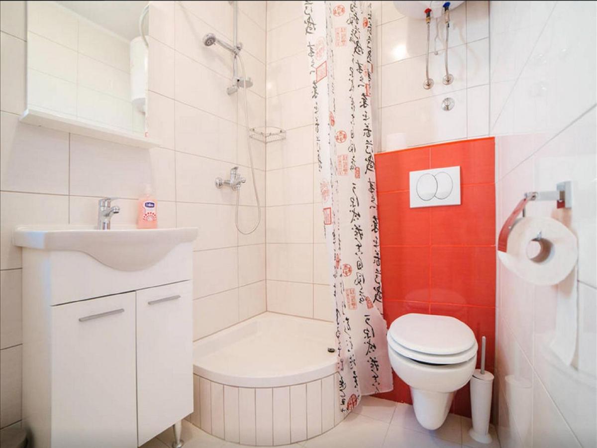House Karlo Apartments โอมิช ภายนอก รูปภาพ